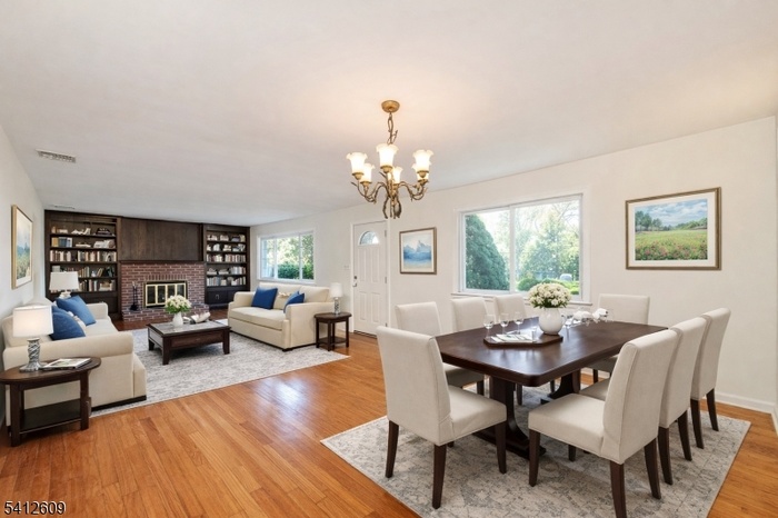 Living Room/Dining Room