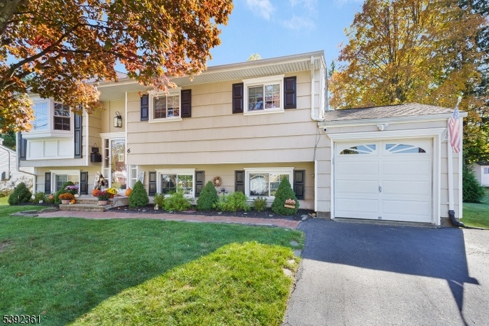 1 Car attached garage for ease