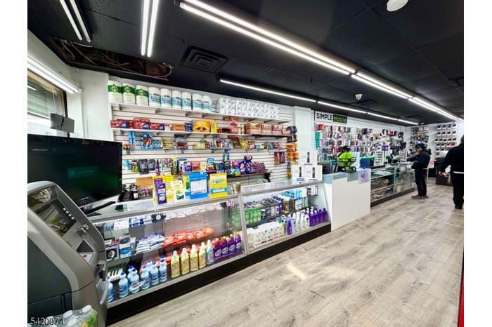 Cell Phone Retail Store