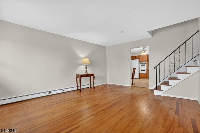 Bright & Sunny Living Room