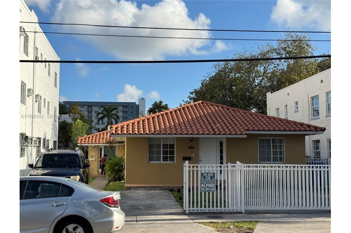 4-Car​​‌​​​​‌​‌​​​​‌​​‌​​​‌​‌​​‌‌​‌​​ Parking