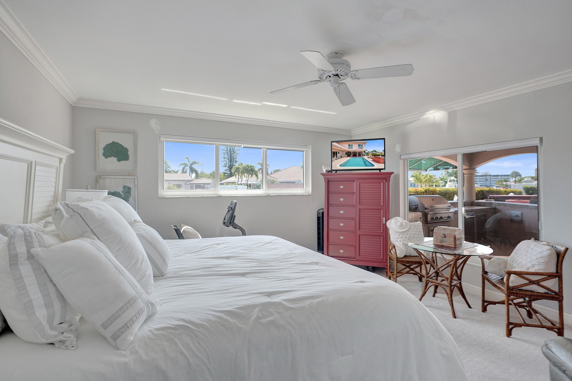 1st Floor Junior Master suite