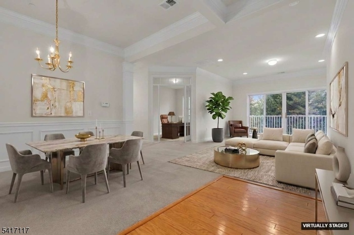 Open Layout - VS photo