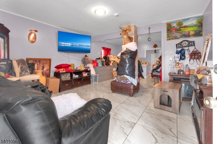 422 Schiller St, Elizabeth