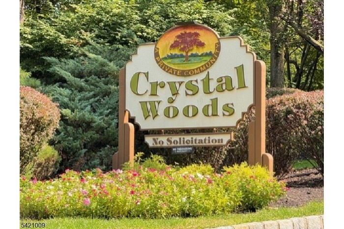 Welcome to Crystal Woods
