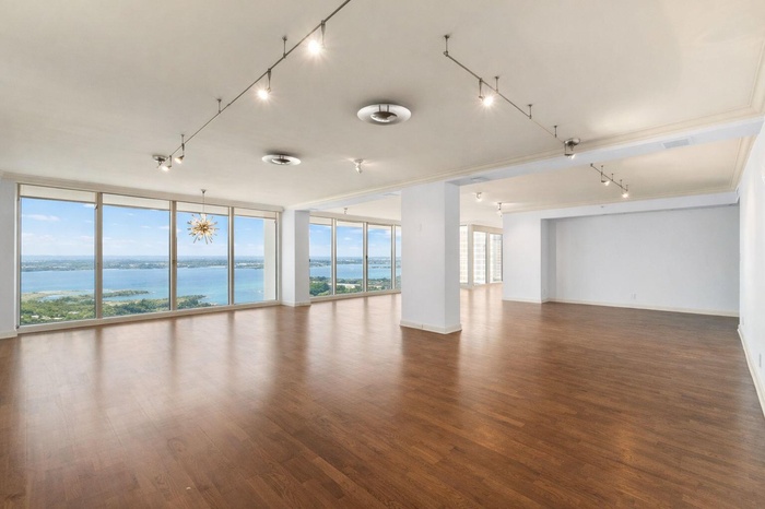 Windows Virtually Edited