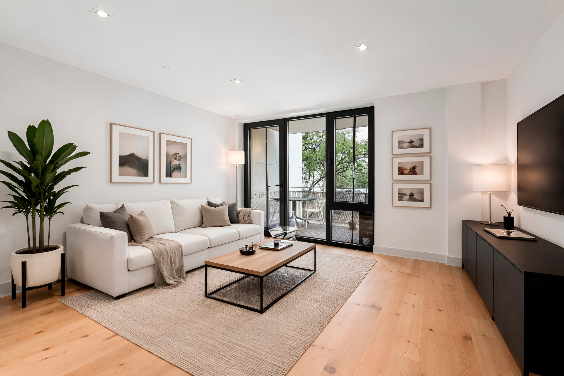 33 Frost Street 3-B Williamsburg Brooklyn NY 11211