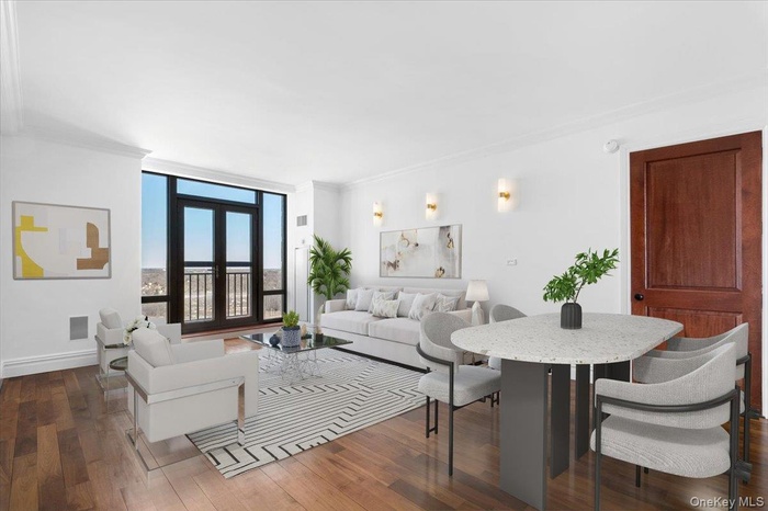 Welcome to the inviting, sun-filled PH4F! Virtually staged