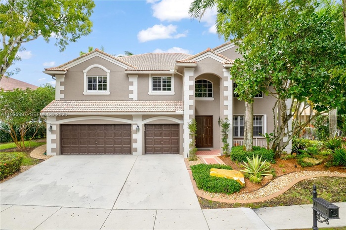 Gorgeous house in Gated Community