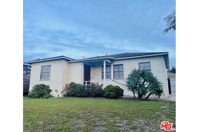 854 Rose Ave- Venice