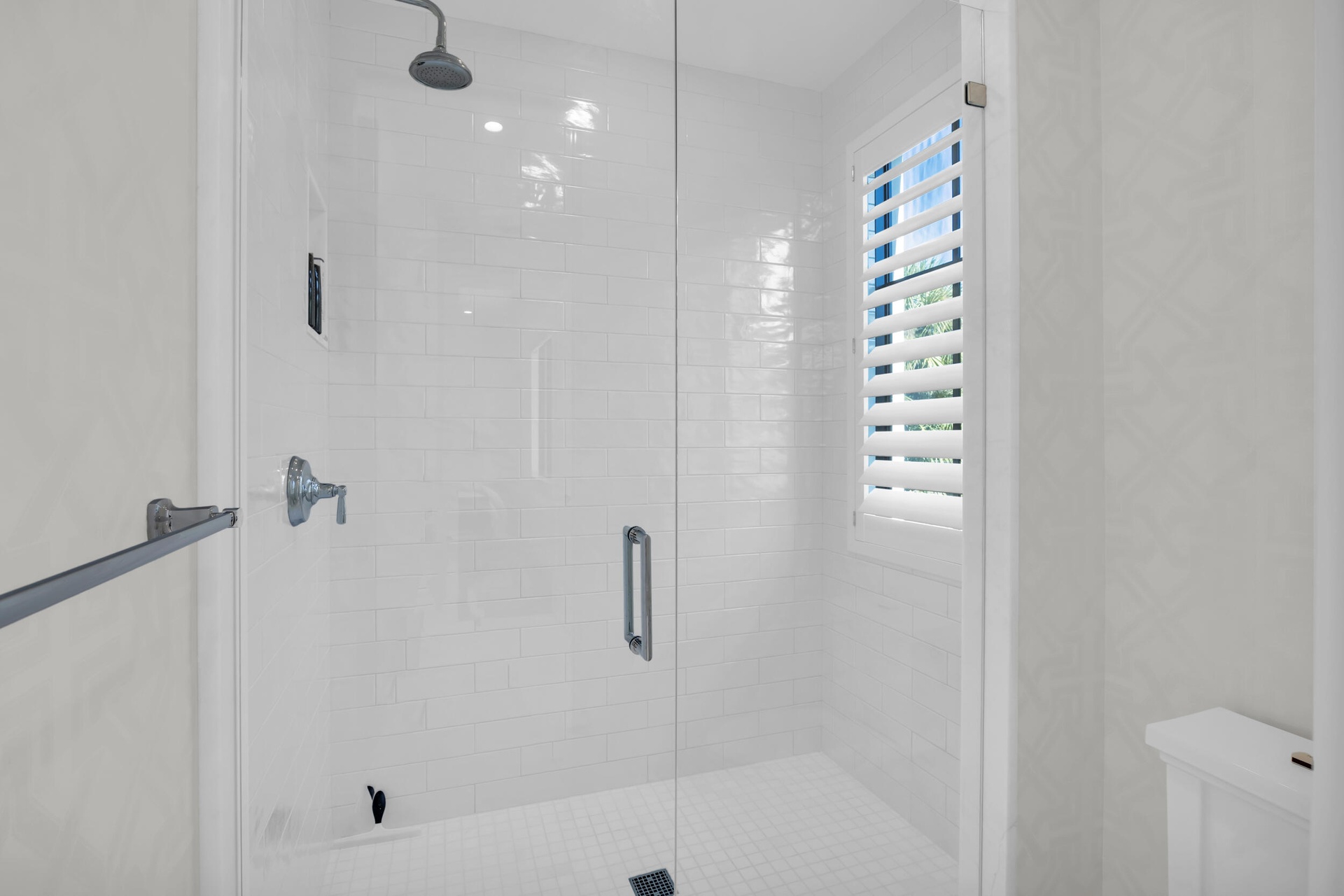 2nd Floor Bathroom