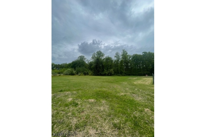 8.7 Acres