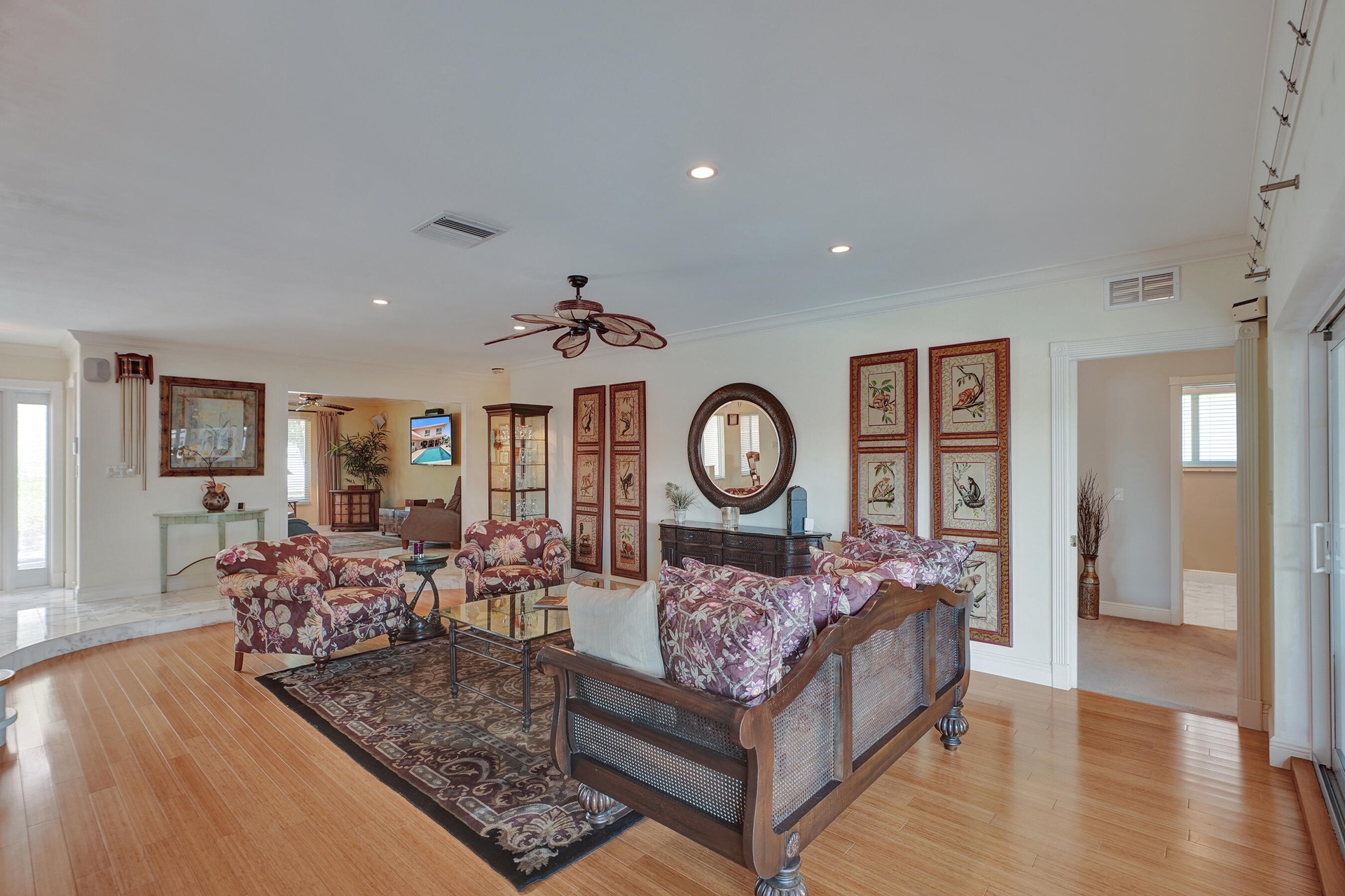 Living room with Bamboo floors