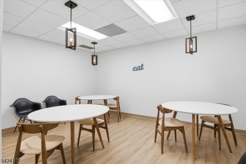 COMMON KITCHEN 3RD FLOOR