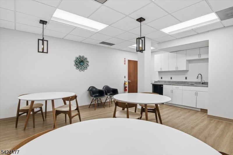 COMMON KITCHEN 3RD FLOOR