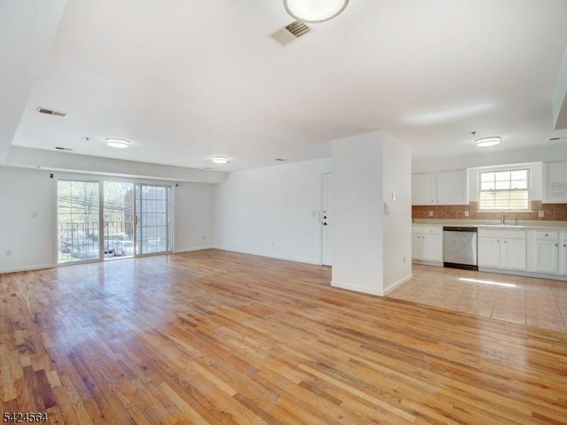 Living & dining room