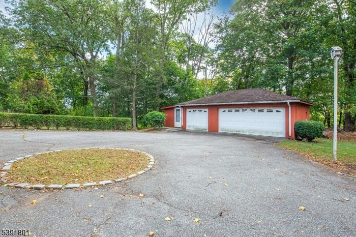 Circular Driveway and Garage