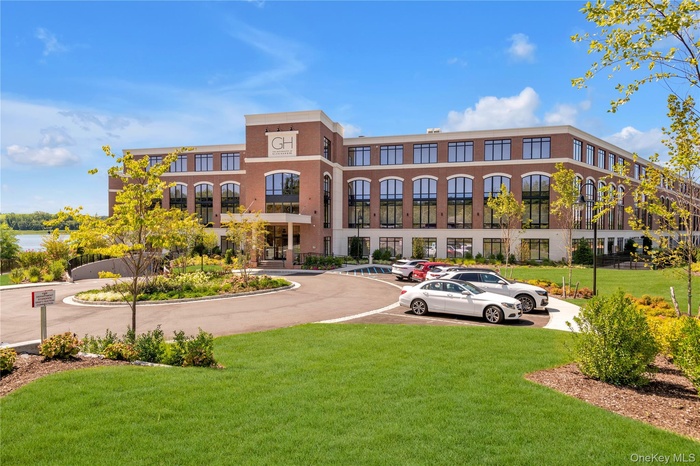 The Residences at Glen Harbor