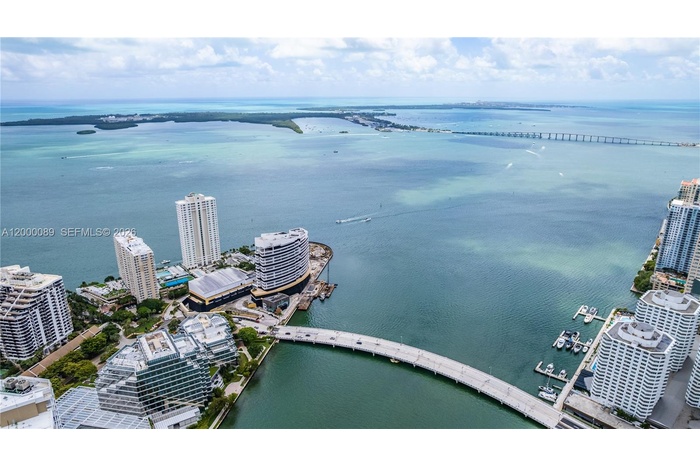 Key biscayne and Brickell Key Island