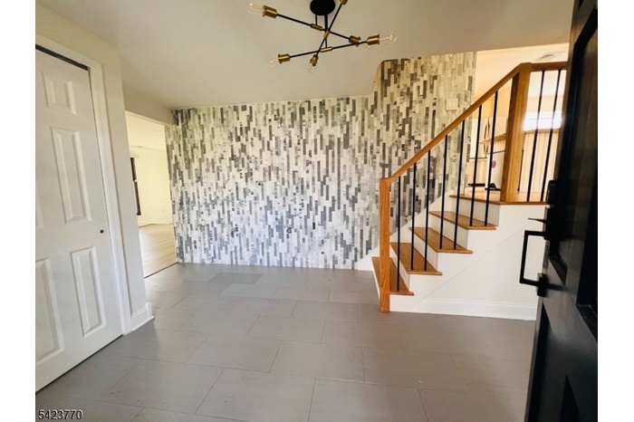 Front entrance foyer