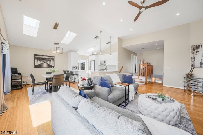 Living Room/ Dining Room