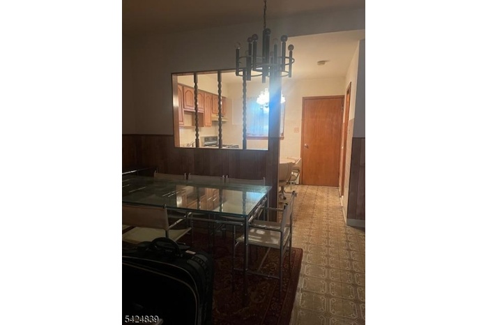 1 floor kitchen & Dinning Room