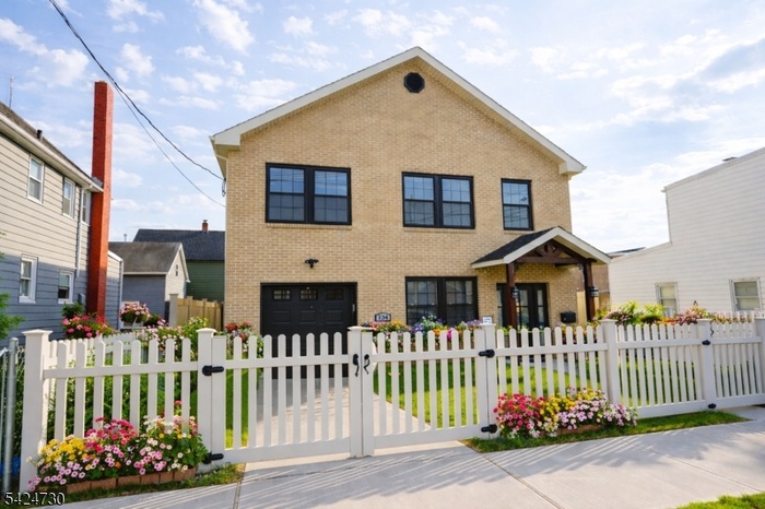 Front view. Fully fenced