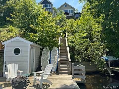 Dock, storgage shed