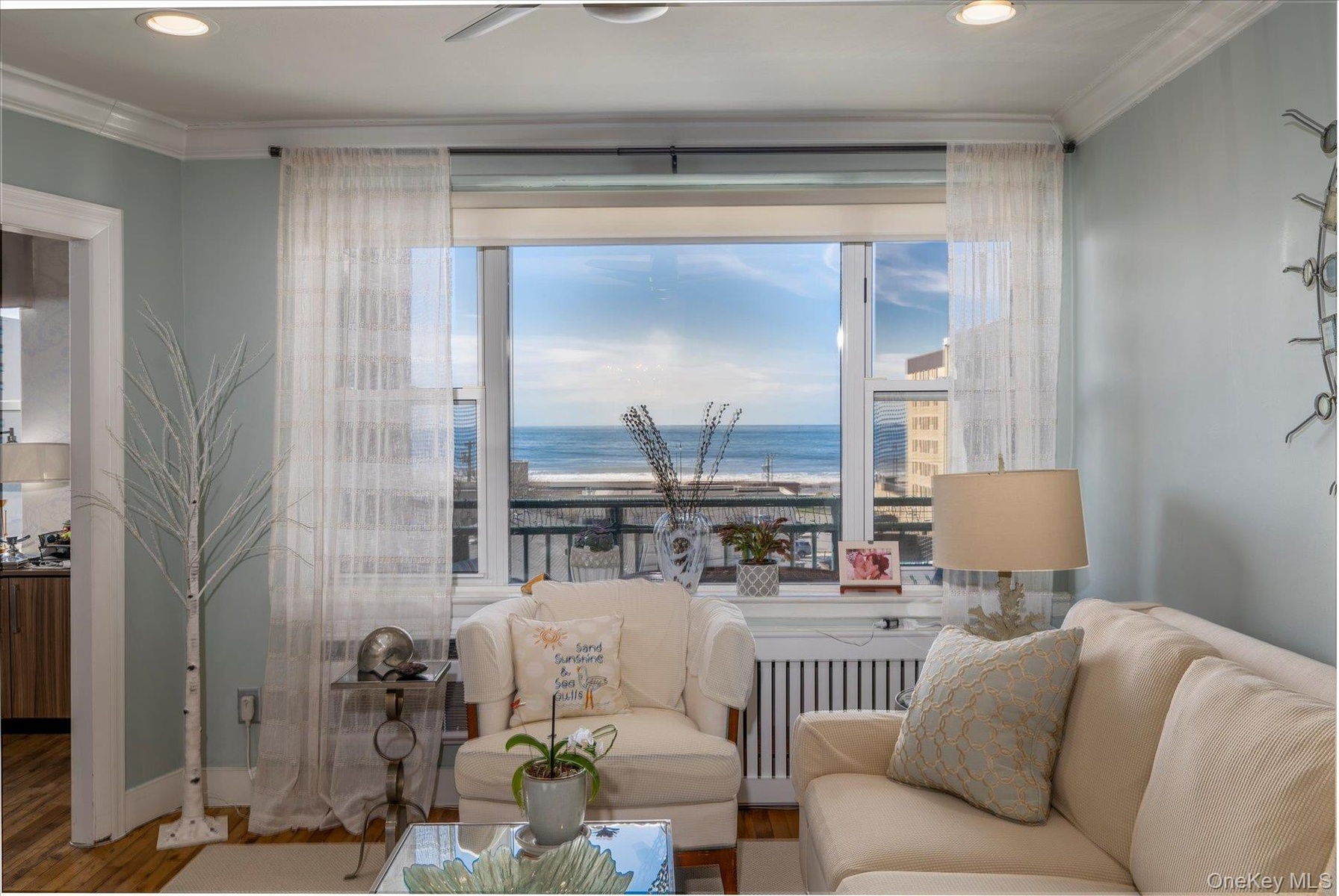 Waterview Living room
