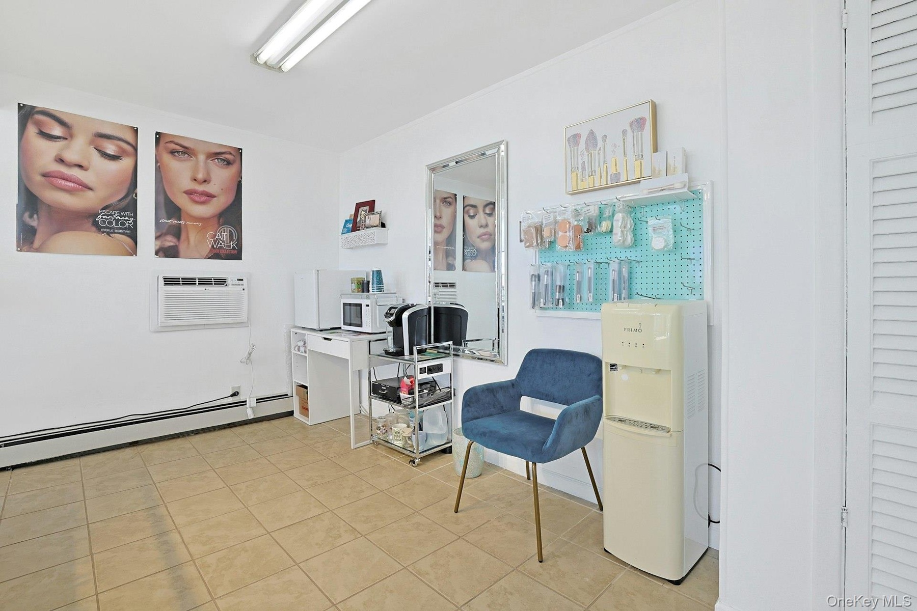 The portable items seen here, the mirror and pegboard are not included.
