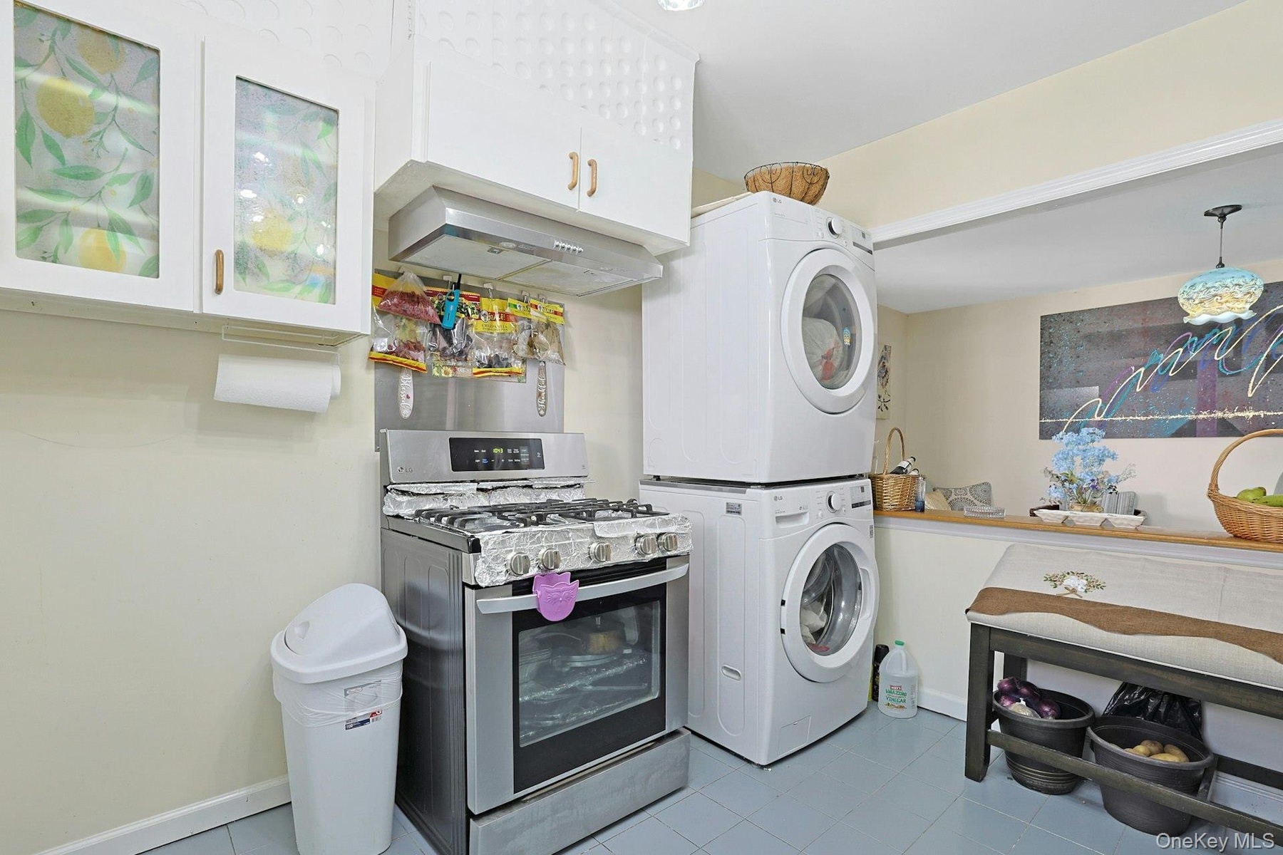 Washer, dryer and microwave belong to the tenant.