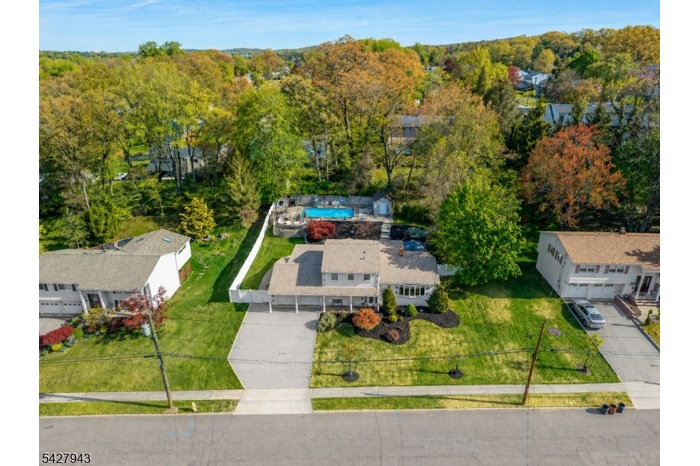 Fenced-in yard w/heated pool