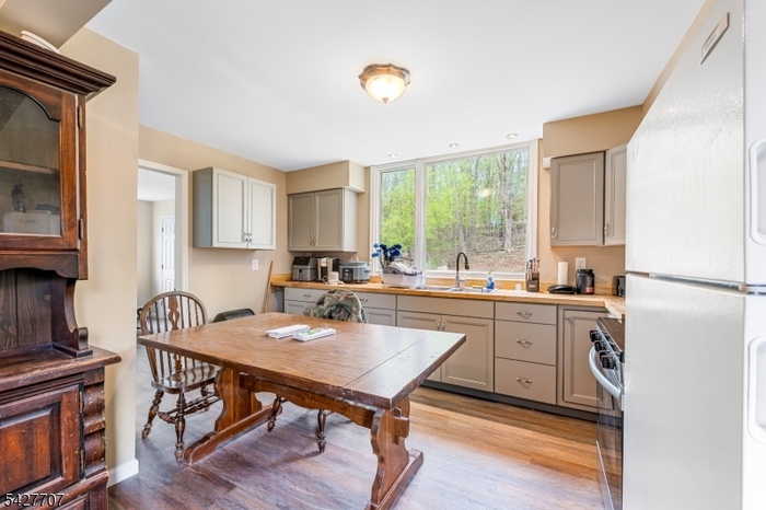 103 view from DR into Kitchen