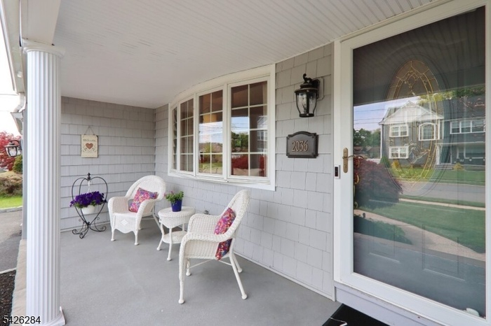 PORCH