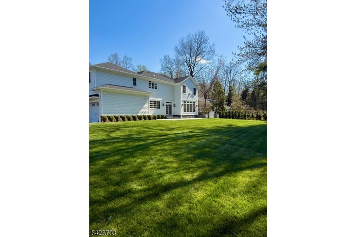 Spacious, level backyard