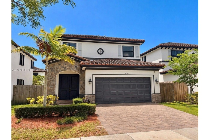 CONTEMPORARY 2 STORY DESIGN