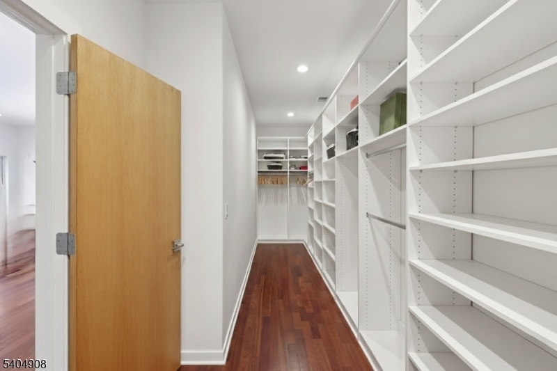 Custom Closets