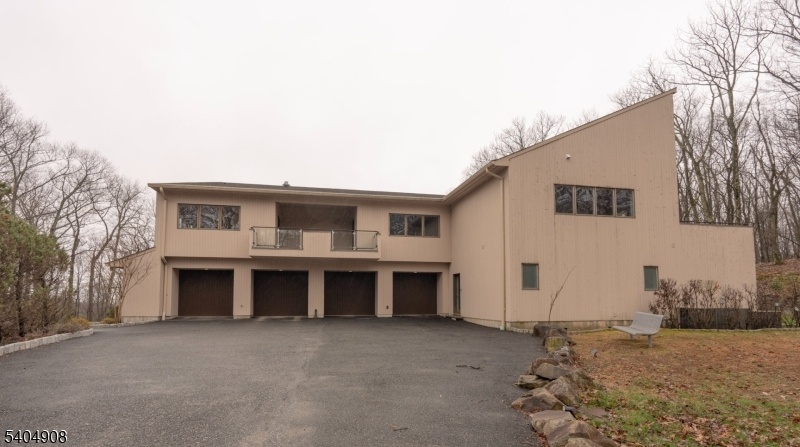 4 car garage