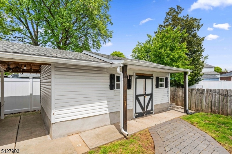 Shed