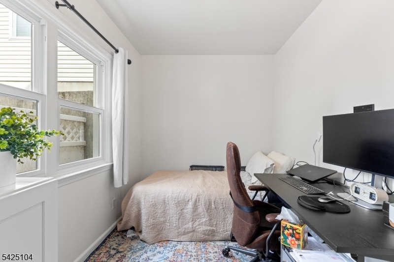 2nd Bedroom - Guest or WFH