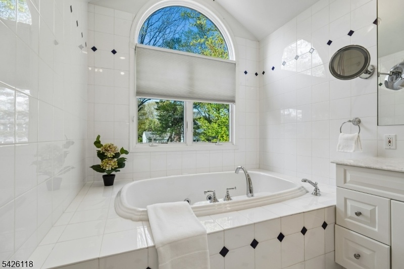 FABULOUS SHORT HILLS HOME