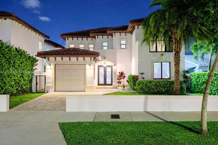 contemporary home, suitable for entertaining or families, nestled in picturesque neighborhood with quiet streets, friendly neighbors.  built in 2015 a