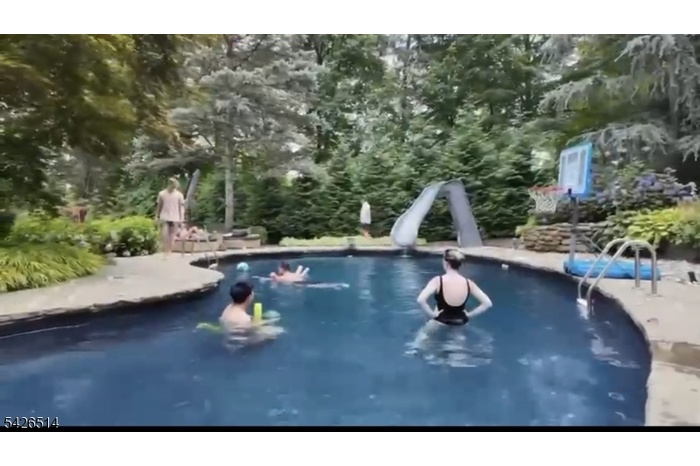 Resort like yard