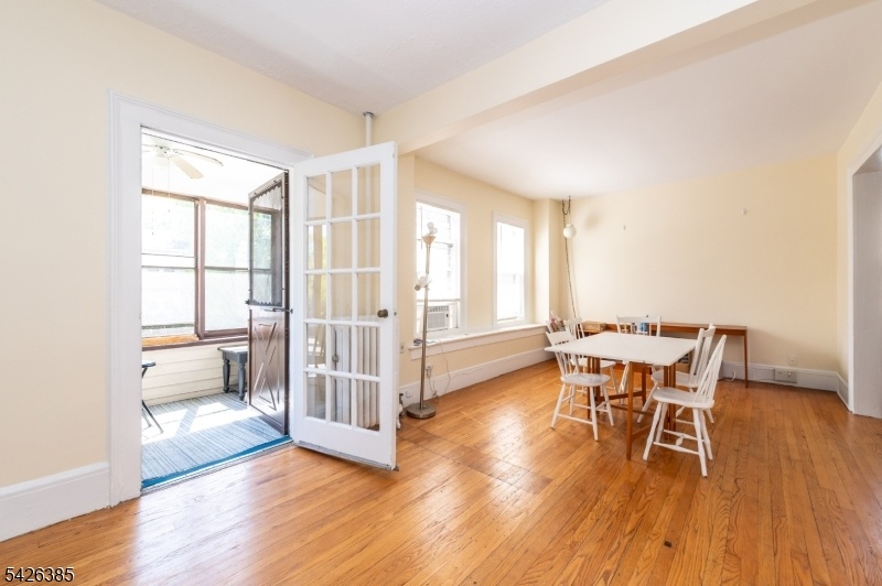 Unit B living/dining