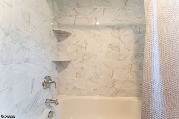 2nd floor Bath