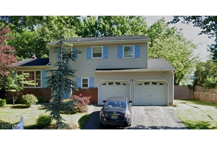 4 Library Place