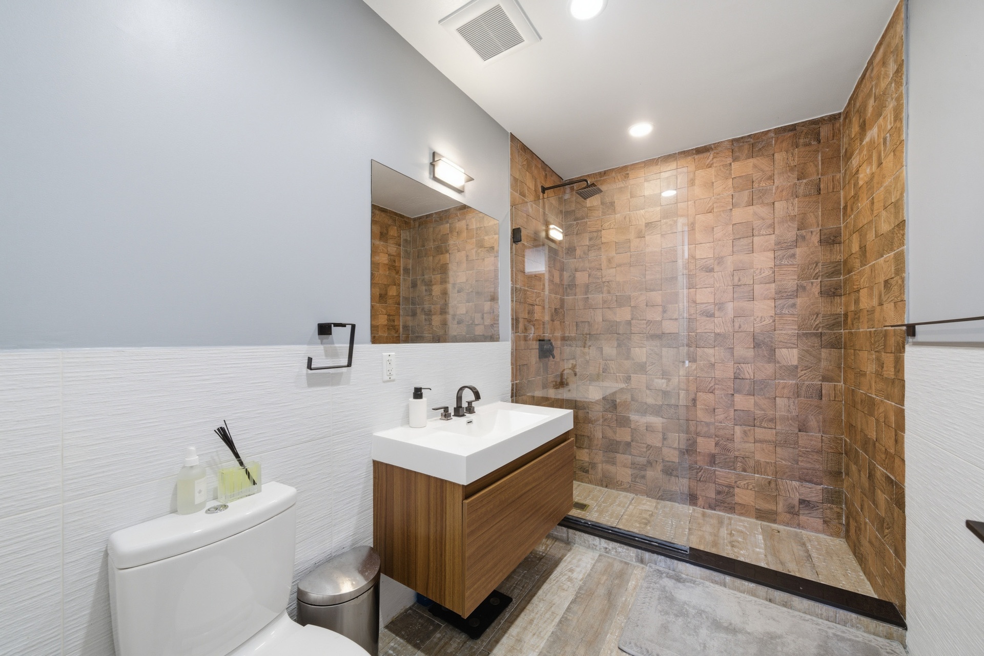 42-60 Crescent Street 3-D Long Island City Queens NY 11101