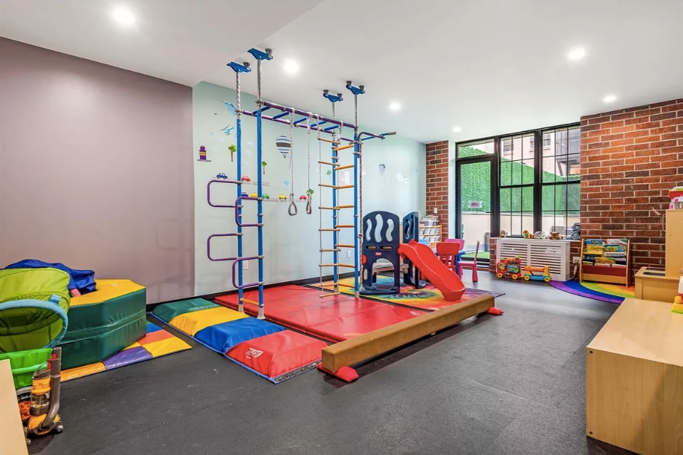 42-60 Crescent Street 3-D Long Island City Queens NY 11101