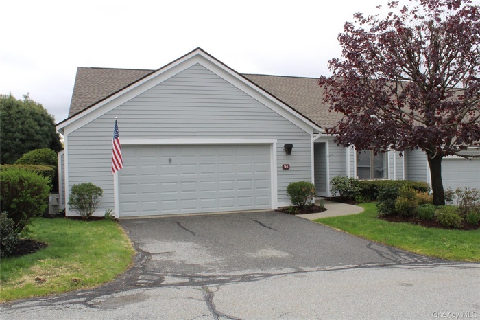 Come home to 798 A Heritage Hills