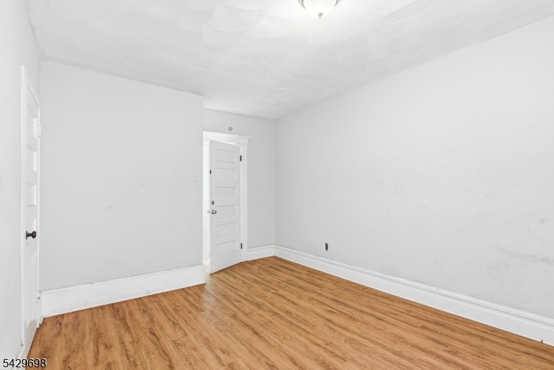 unit 2 bedroom 5